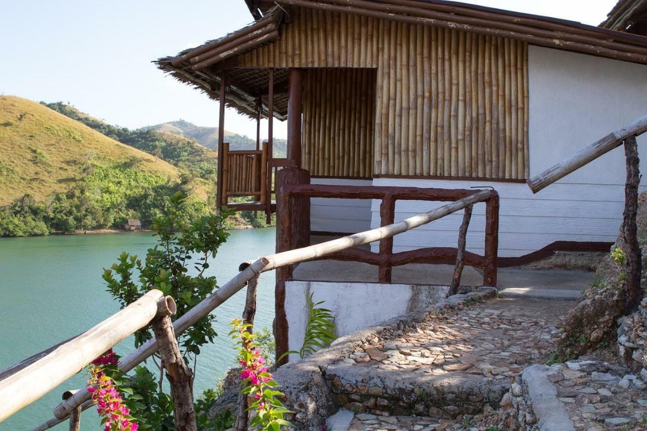 Borac Bay Bungalows Hotel And Resort Eksteriør billede
